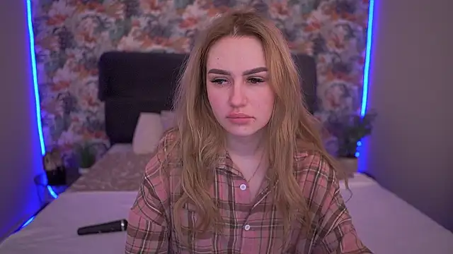 Snapshot of GabriellaJass chatting on March 6, 2026, 5:02 am GabriellaJass online show from March 6, 2026, 5:02 am