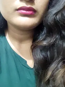 Cute pinkii online show from February 11, 2026, 7:47 pm