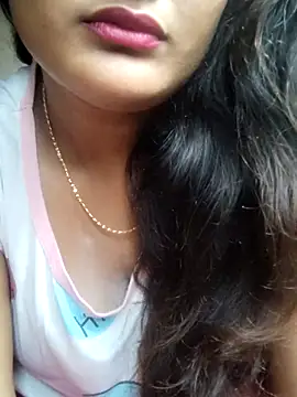 Cute pinkii online show from January 18, 2026, 10:51 am