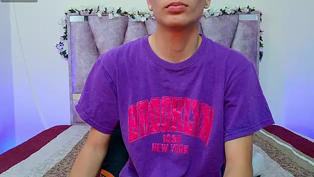 Snapshot of lana_and_liam_ chatting on October 15, 2025, 10:34 am lana and liam online show from October 15, 2025, 10:34 am