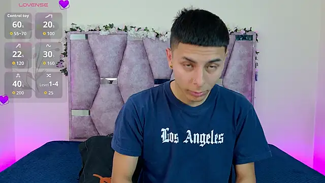 Snapshot of lana_and_liam_ chatting on November 13, 2025, 9:24 am lana and liam online show from November 13, 2025, 9:24 am