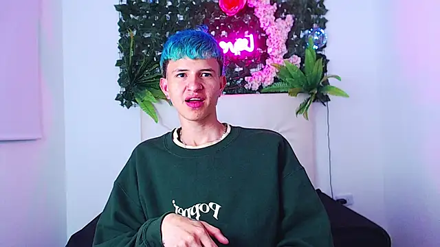 Snapshot of iam_lukas__ chatting on October 10, 2025, 3:29 am iam lukas online show from October 10, 2025, 3:29 am