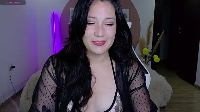 Snapshot of Eliih_01 chatting on April 9, 2026, 1:29 am Eliih 01 online show from April 9, 2026, 1:29 am