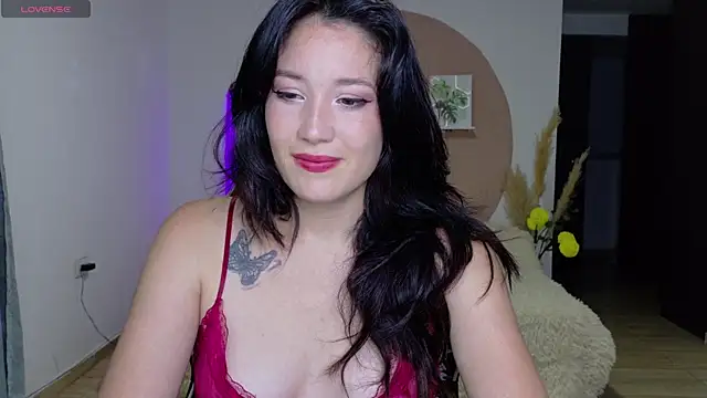 Snapshot of Eliih_01 chatting on April 14, 2026, 3:00 am Eliih 01 online show from April 14, 2026, 3:00 am
