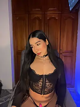 Snapshot of KaditaNavarro chatting on February 17, 2026, 11:13 pm KaditaNavarro online show from February 17, 2026, 11:13 pm