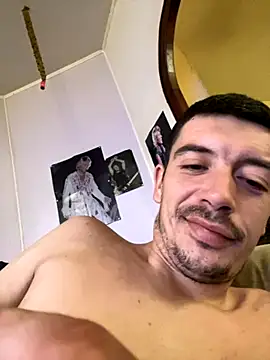 Snapshot of gb7572 chatting on September 14, 2025, 2:28 pm gb7572 online show from September 14, 2025, 2:28 pm