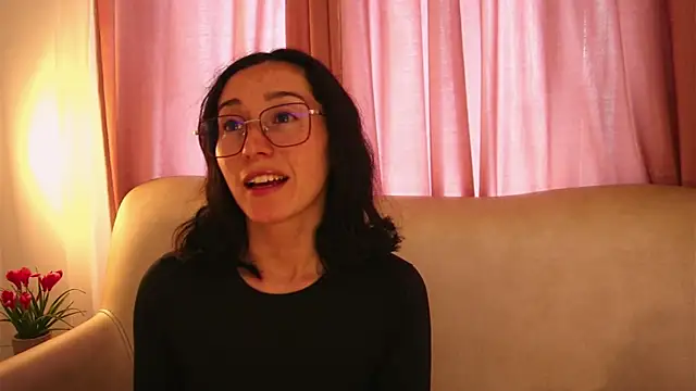 Snapshot of Ginevra_esposito chatting on June 5, 2026, 4:35 pm Ginevra esposito online show from June 5, 2026, 4:35 pm