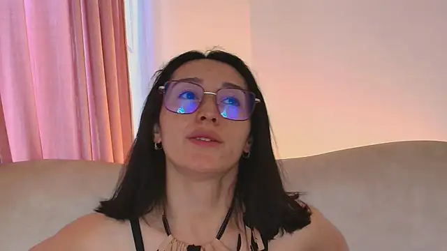 Ginevra esposito online show from May 7, 2026, 12:52 pm