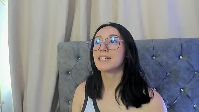 Snapshot of Ginevra_esposito chatting on August 4, 2026, 6:45 pm Ginevra esposito online show from August 4, 2026, 6:45 pm