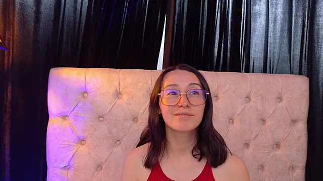 Snapshot of Ginevra_esposito chatting on July 9, 2026, 6:29 pm Ginevra esposito online show from July 9, 2026, 6:29 pm