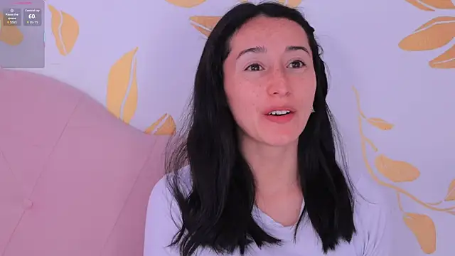 Ginevra esposito online show from October 13, 2025, 1:02 pm