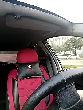 alex10alexx online show from December 2, 2025, 6:15 am