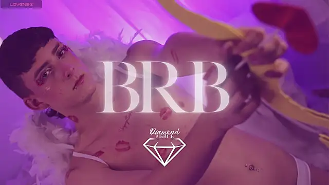 Snapshot of Diamond_Piarce chatting on October 16, 2025, 3:04 am Diamond Piarce online show from October 16, 2025, 3:04 am