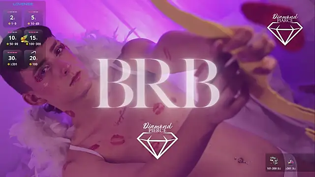 Snapshot of Diamond_Piarce chatting on October 22, 2025, 3:39 am Diamond Piarce online show from October 22, 2025, 3:39 am