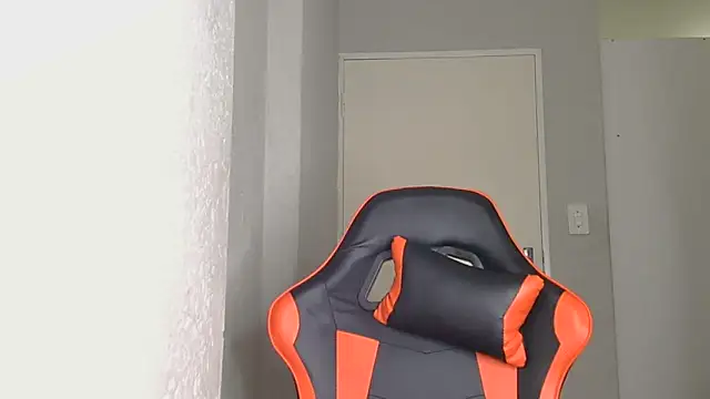 Snapshot of Ballenciaa chatting on October 31, 2025, 7:10 pm Ballenciaa online show from October 31, 2025, 7:10 pm