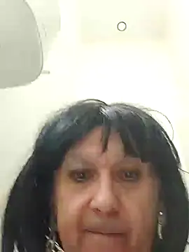 Snapshot of Emily_de_Carla chatting on June 4, 2026, 6:18 am Emily de Carla online show from June 4, 2026, 6:18 am