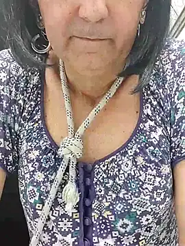 Snapshot of Emily_de_Carla chatting on October 21, 2025, 2:49 pm Emily de Carla online show from October 21, 2025, 2:49 pm