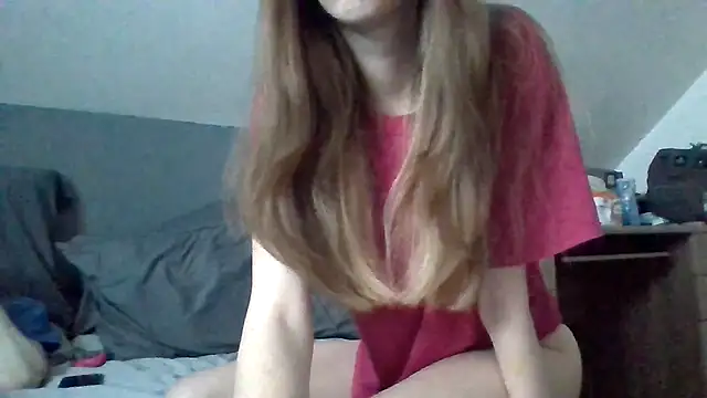 Snapshot of sarah2007 chatting on November 5, 2025, 6:22 pm sarah2007 online show from November 5, 2025, 6:22 pm