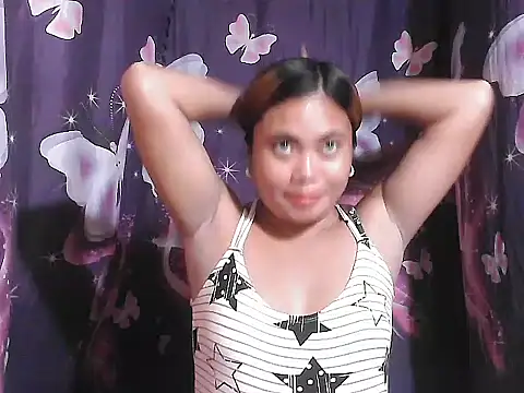 Hot Samantha4u online show from July 8, 2026, 7:42 am