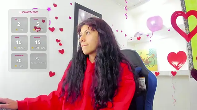 Snapshot of Raven_Rouge_ chatting on February 25, 2026, 9:36 pm Raven Rouge online show from February 25, 2026, 9:36 pm