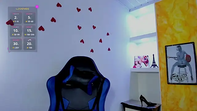 Snapshot of Raven_Rouge_ chatting on March 21, 2026, 7:29 pm Raven Rouge online show from March 21, 2026, 7:29 pm