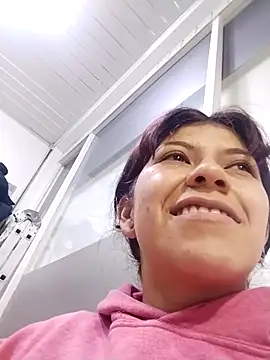 Snapshot of Raven_Rouge_ chatting on March 14, 2026, 8:26 pm Raven Rouge online show from March 14, 2026, 8:26 pm