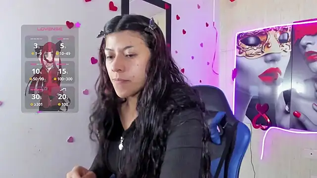 Snapshot of Raven_Rouge_ chatting on May 9, 2026, 12:30 pm Raven Rouge online show from May 9, 2026, 12:30 pm
