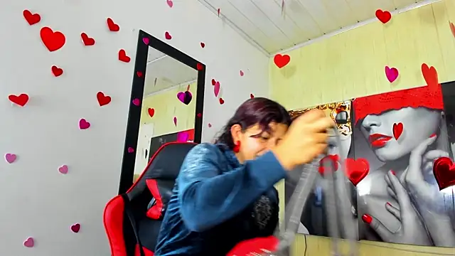 Snapshot of Raven_Rouge_ chatting on March 2, 2026, 8:16 pm Raven Rouge online show from March 2, 2026, 8:16 pm