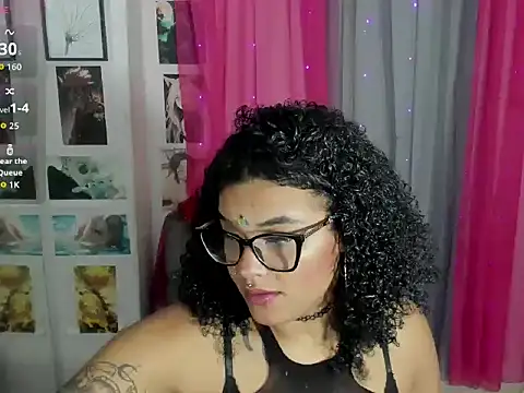 Snapshot of Darkflama1 chatting on September 19, 2025, 2:43 pm Darkflama1 online show from September 19, 2025, 2:43 pm