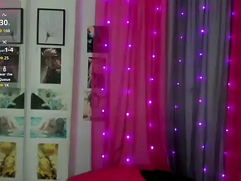 Snapshot of Darkflama1 chatting on September 27, 2025, 2:45 pm Darkflama1 online show from September 27, 2025, 2:45 pm