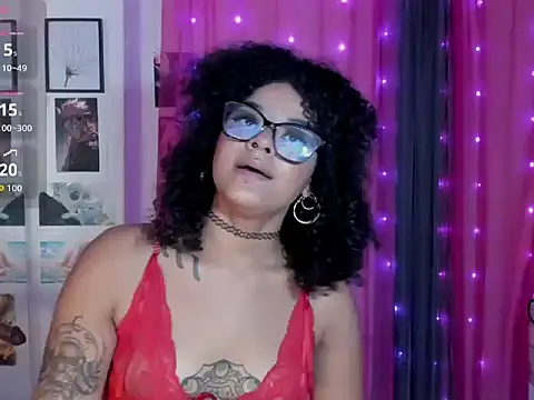 Snapshot of Darkflama1 chatting on September 29, 2025, 4:56 pm Darkflama1 online show from September 29, 2025, 4:56 pm