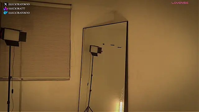 Snapshot of alexxatokyo chatting on November 28, 2025, 12:55 am alexxatokyo online show from November 28, 2025, 12:55 am