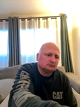 Attila120 online show from November 21, 2025, 7:40 am