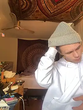 XanderOzzz online show from November 1, 2025, 4:12 pm