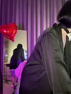 Snapshot of bigJuicyPussy chatting on February 14, 2026, 1:33 pm bigJuicyPussy online show from February 14, 2026, 1:33 pm