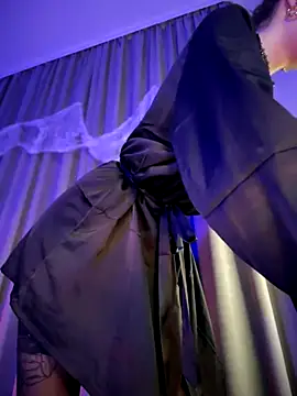 Snapshot of bigJuicyPussy chatting on October 29, 2025, 2:16 pm bigJuicyPussy online show from October 29, 2025, 2:16 pm