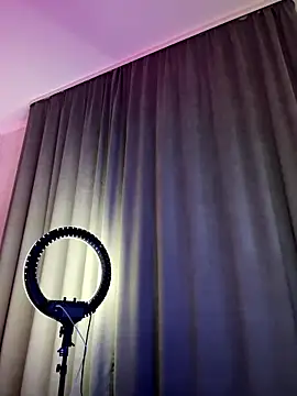 bigJuicyPussy online show from January 14, 2026, 1:26 pm