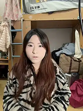 ououlovelove online show from February 1, 2026, 8:56 am