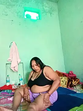 LoveOnStream online show from November 6, 2025, 6:28 am