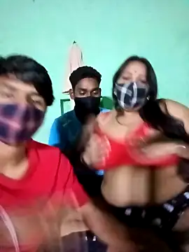 LoveOnStream online show from October 12, 2025, 4:52 pm