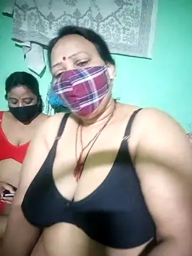 LoveOnStream online show from March 10, 2026, 7:51 pm