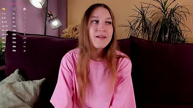 Snapshot of NanaMertins chatting on September 13, 2025, 1:05 am NanaMertins online show from September 13, 2025, 1:05 am