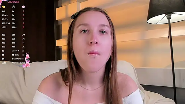 Snapshot of NanaMertins chatting on December 4, 2025, 1:15 am NanaMertins online show from December 4, 2025, 1:15 am