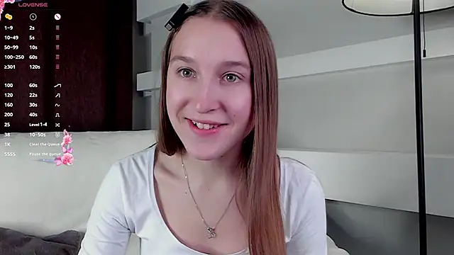 Snapshot of NanaMertins chatting on December 3, 2025, 1:17 am NanaMertins online show from December 3, 2025, 1:17 am