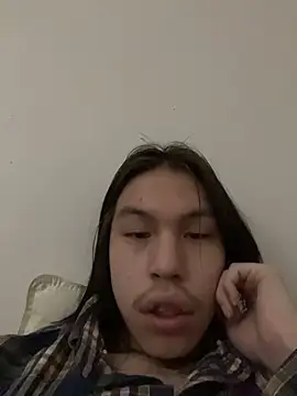 heytherepeoples717 online show from November 6, 2025, 12:31 pm