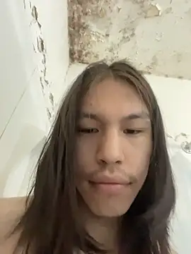 heytherepeoples717 online show from April 26, 2026, 11:29 am