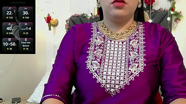IndraKaur  online show from May 4, 2026, 11:57 am