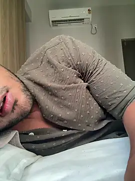 Snapshot of Teej_ chatting on June 10, 2026, 10:05 am Teej online show from June 10, 2026, 10:05 am