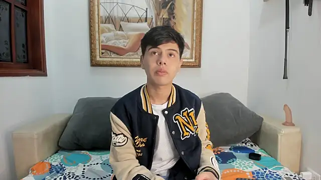 Felipe Cold online show from November 30, 2025, 2:23 am