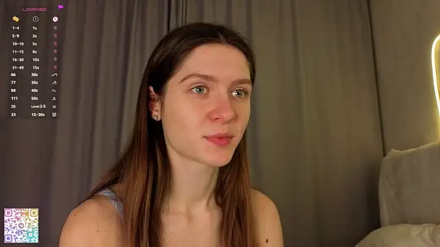 Snapshot of MinaMancilla chatting on November 5, 2025, 4:04 am MinaMancilla online show from November 5, 2025, 4:04 am